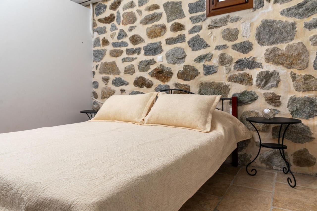 הוילה Glinado Naxos The Stone House Naxos מראה חיצוני תמונה