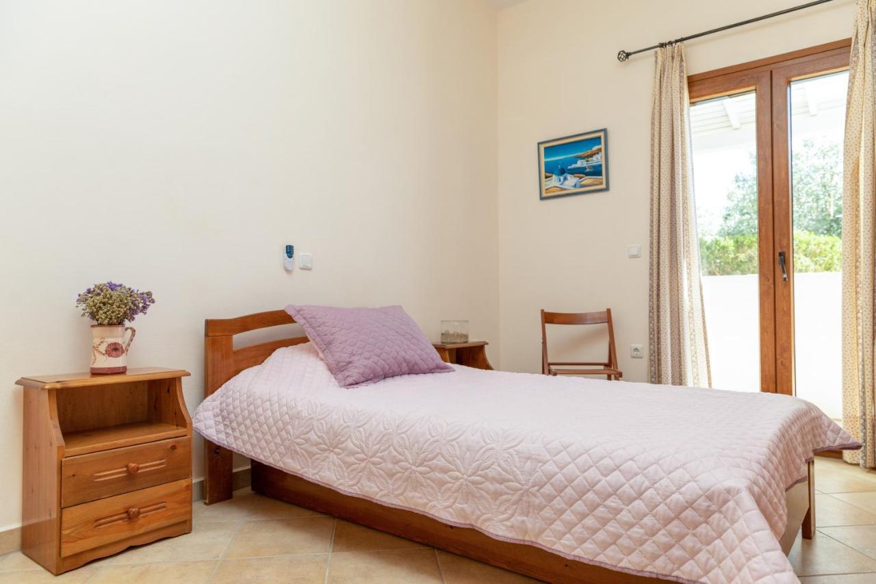 הוילה Glinado Naxos The Stone House Naxos מראה חיצוני תמונה